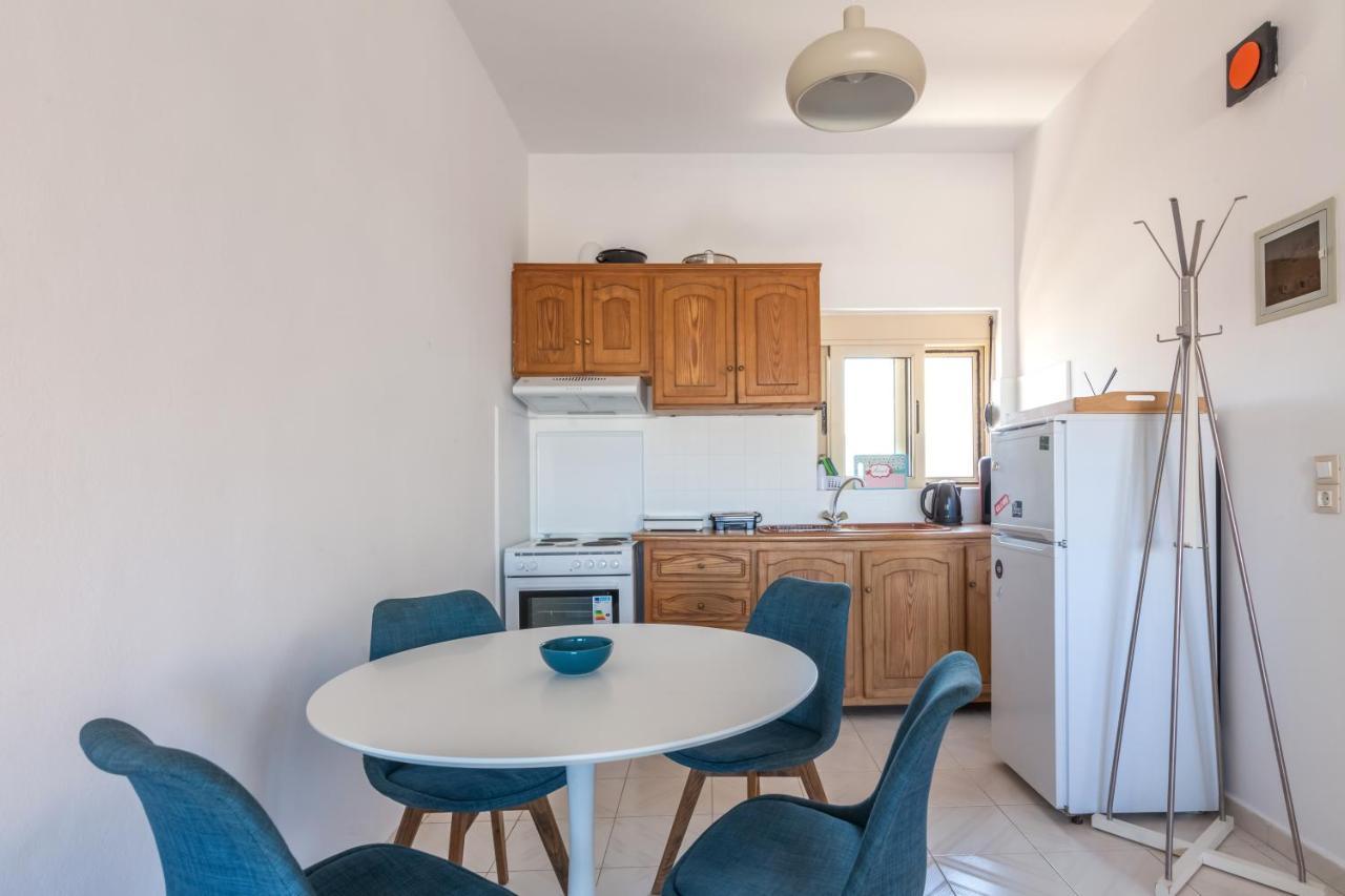 Lovely Apartment Close To The City Center Iraklion Buitenkant foto