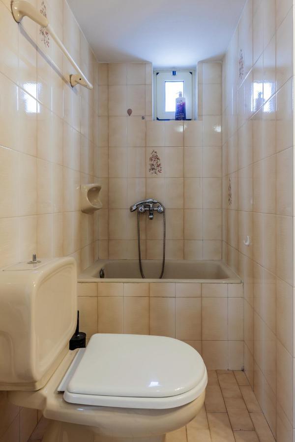 Lovely Apartment Close To The City Center Iraklion Buitenkant foto
